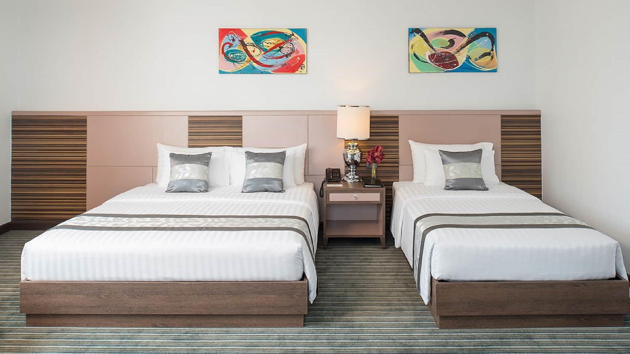 The Berkeley Hotel Pratunam Бангкок Екстер'єр фото Deluxe Room