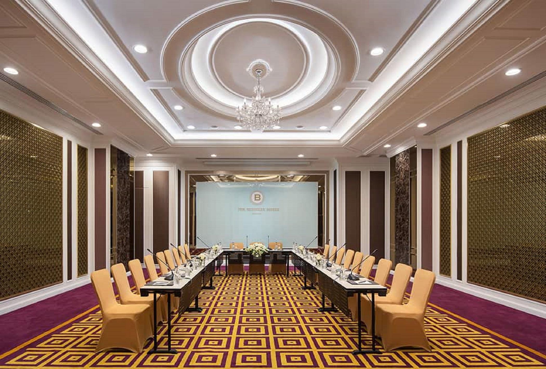 The Berkeley Hotel Pratunam Бангкок Екстер'єр фото Meeting room