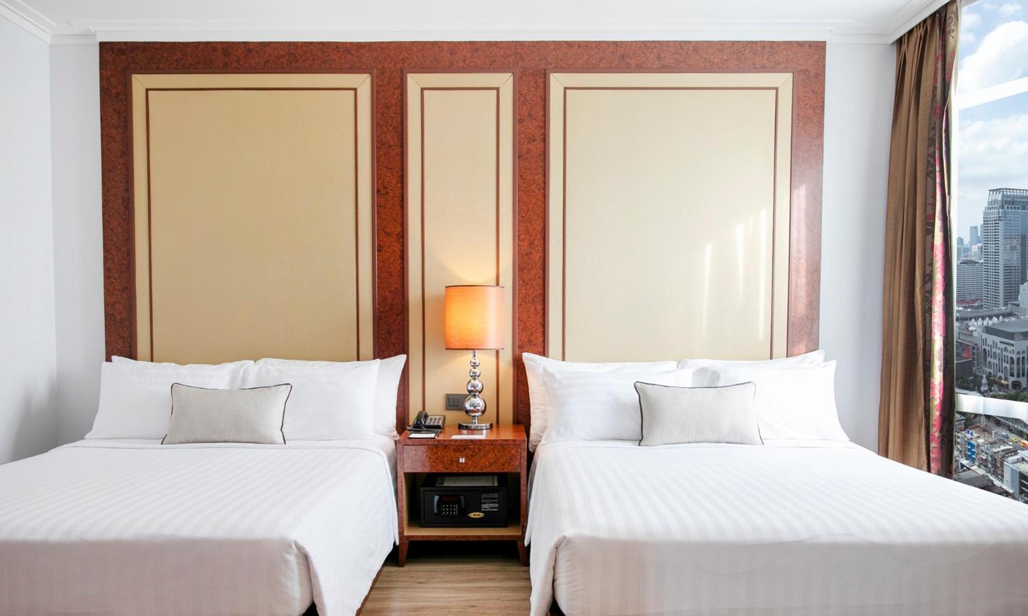 The Berkeley Hotel Pratunam Бангкок Екстер'єр фото Deluxe Room